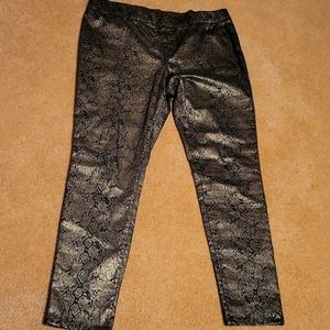 Black and Gold slim pants/leggings